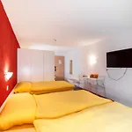 Hotel Mountime Tasch