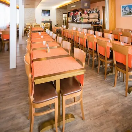 Hotel Mountime Tasch