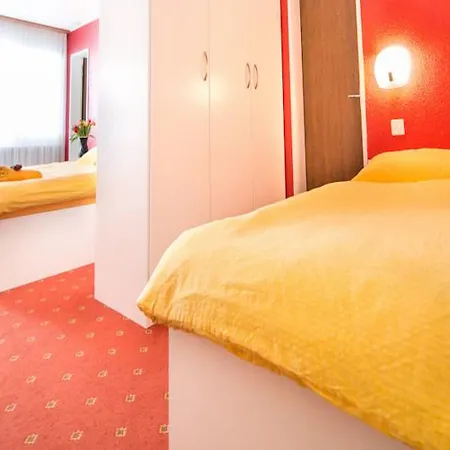 Elite Hotel 3*